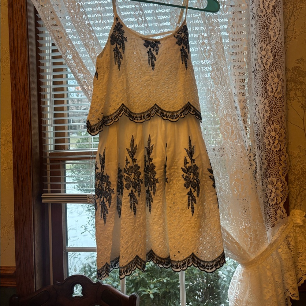 Size xs Chelsea and Violet dress.